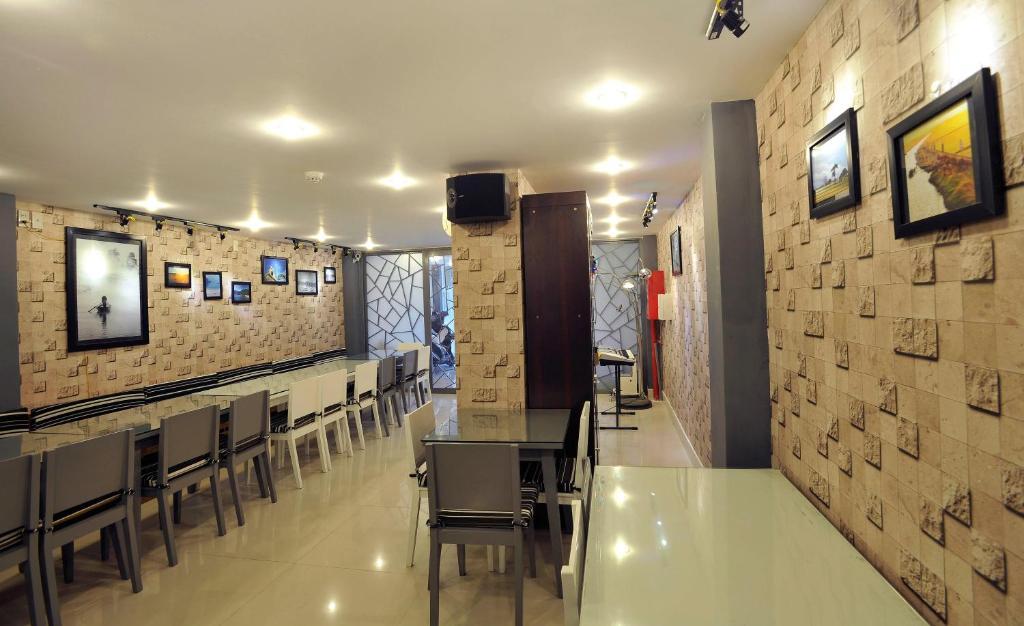 The Carnation Hotel Da Nang Bagian luar foto