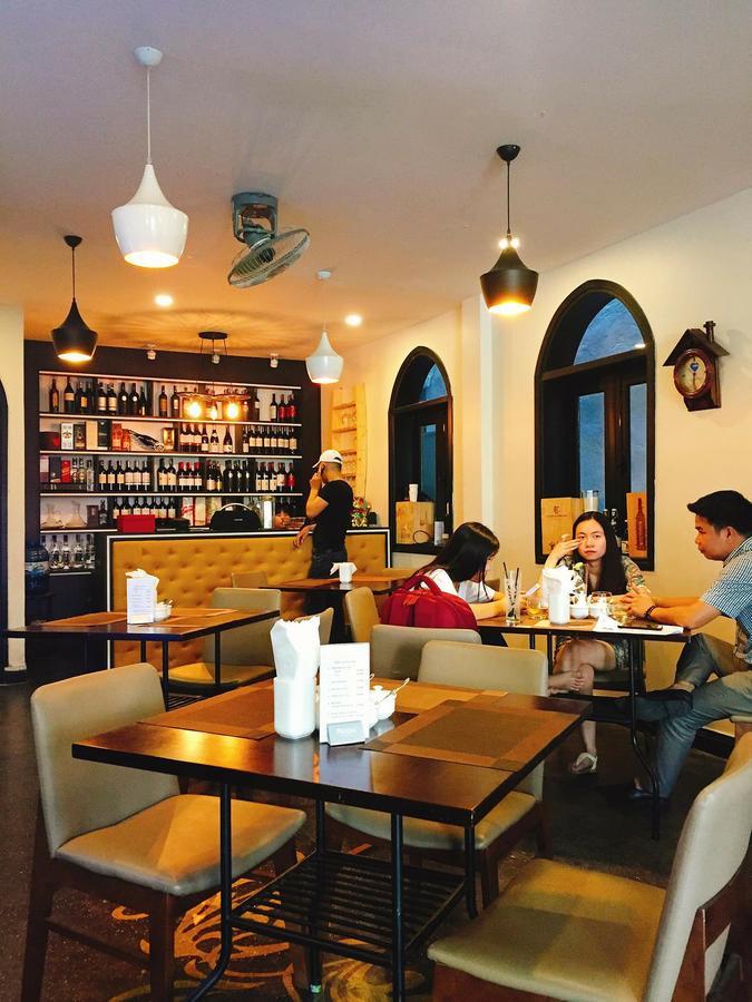 The Carnation Hotel Da Nang Bagian luar foto
